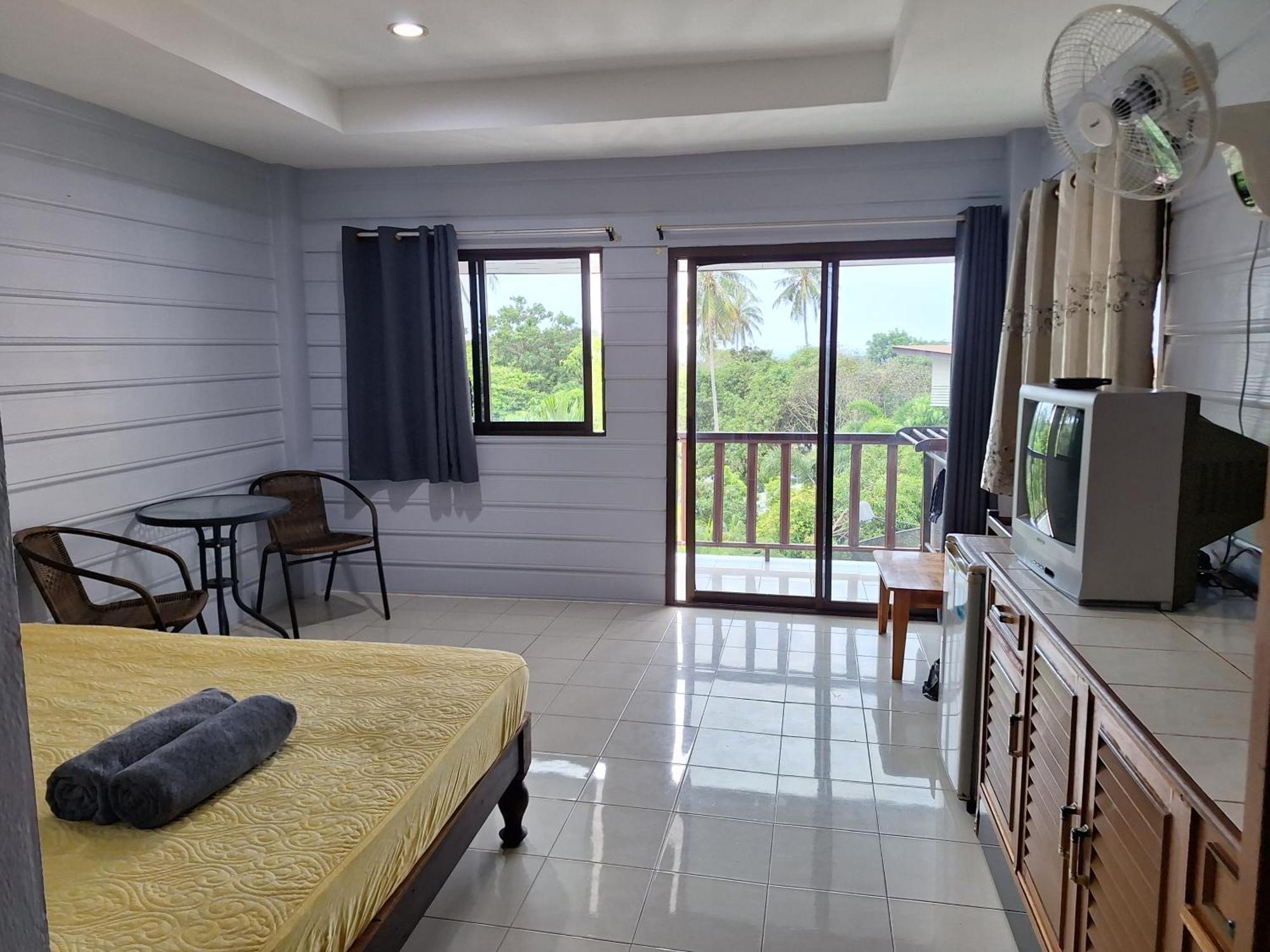 Phonsomboon Guesthouse Ko Tao Ngoại thất bức ảnh