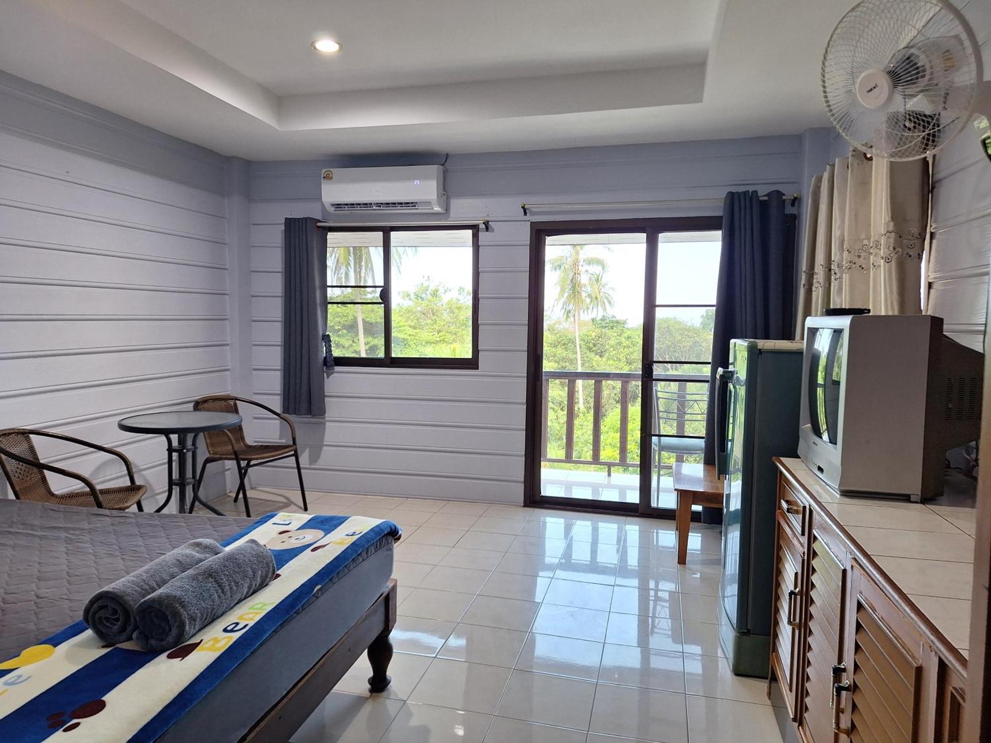 Phonsomboon Guesthouse Ko Tao Ngoại thất bức ảnh